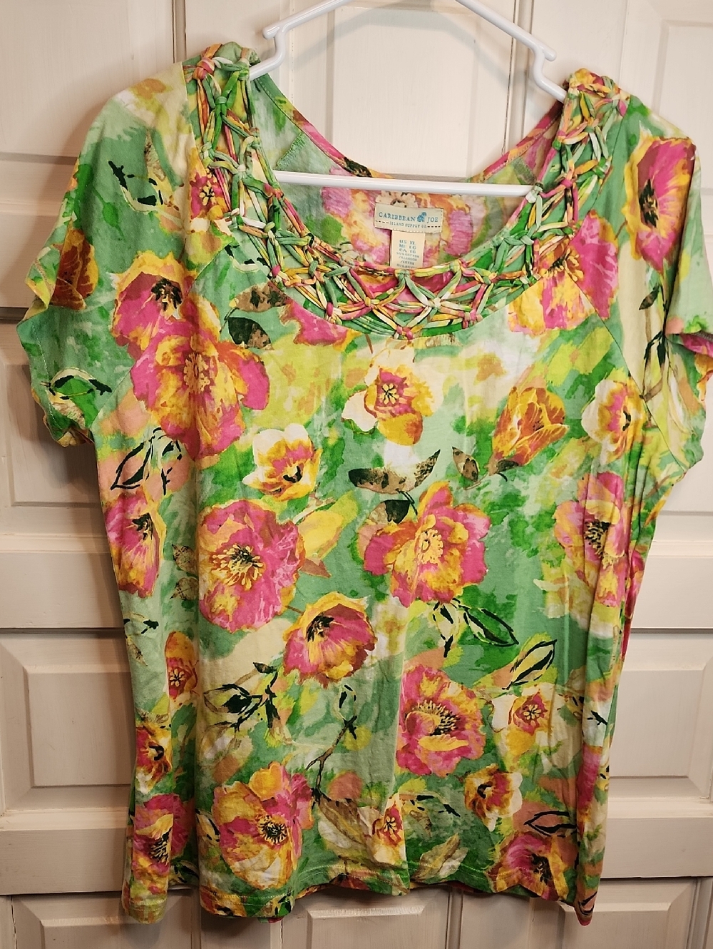 Caribbean Joe Green Floral Scoop Neck Short Sleeve Top with Pink & Yellow Blooms